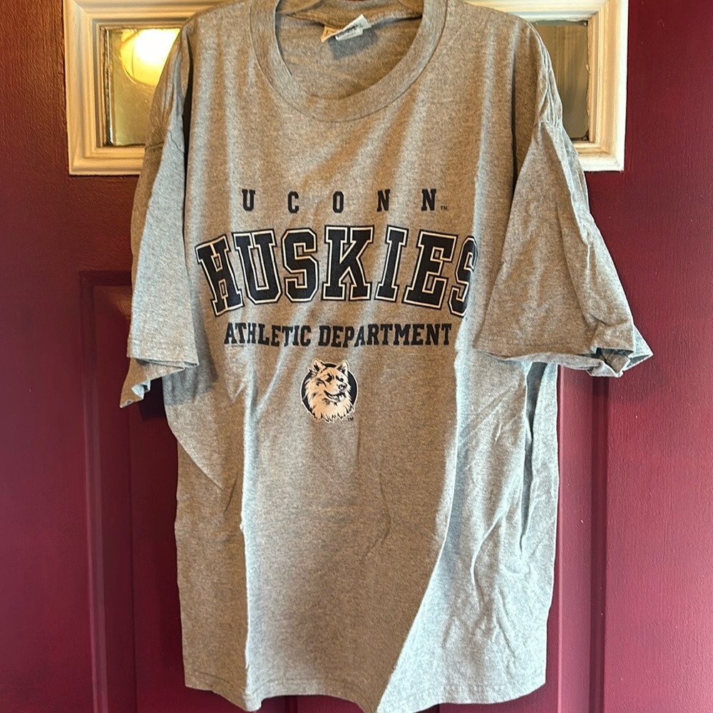 UConn tee